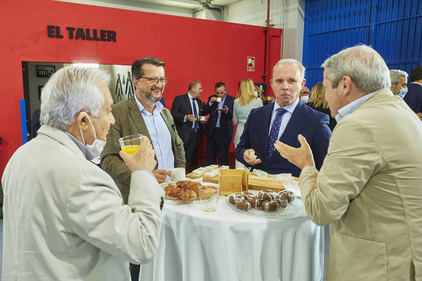 Fotos: El Foro ECOMOV, un encuentro clave en el sector de la automoción