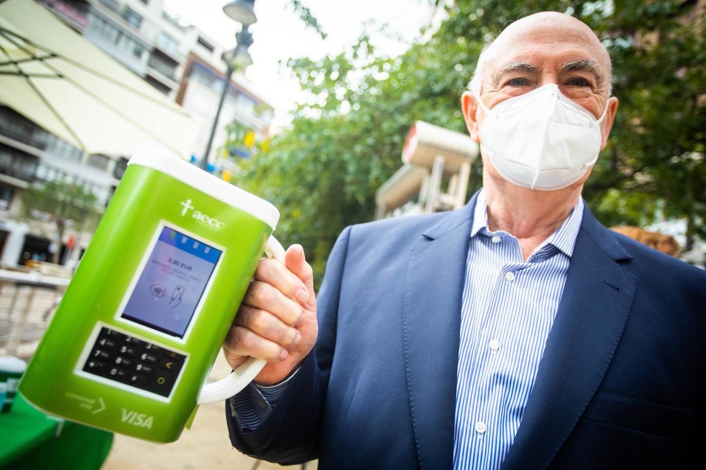 Tomas Trénor en la cuestación contra el cáncer