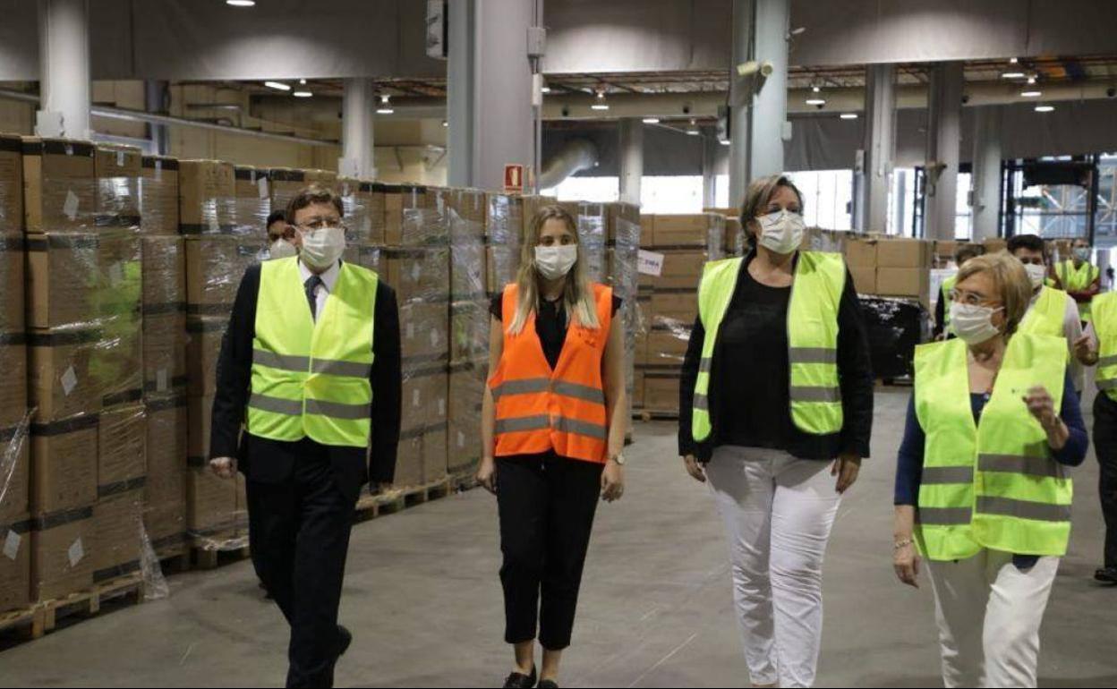 Puig, junto a la comisionada, María José Mira y la consellera de Sanidad, Ana Barceló