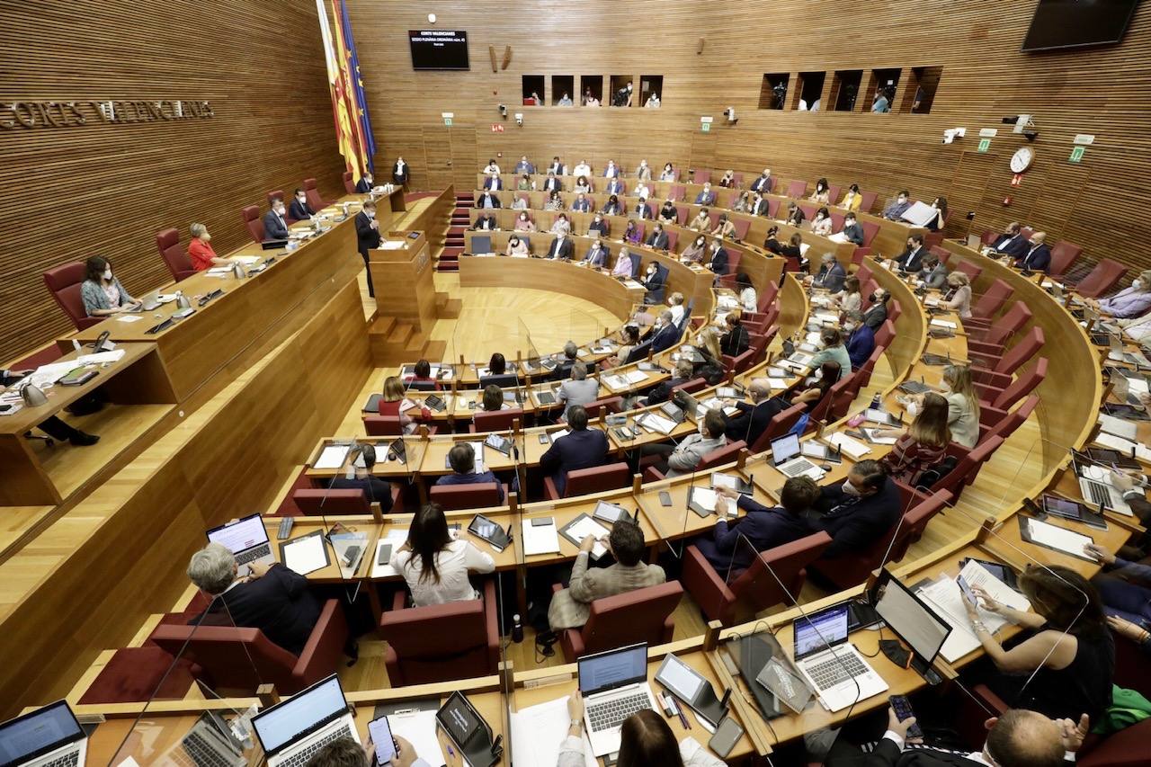 Pleno de Les Corts durante el Debate de Política General. 