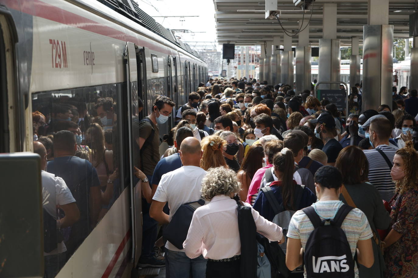 Fotos: La huelga de maquinistas de Renfe provoca cancelaciones en plena hora punta