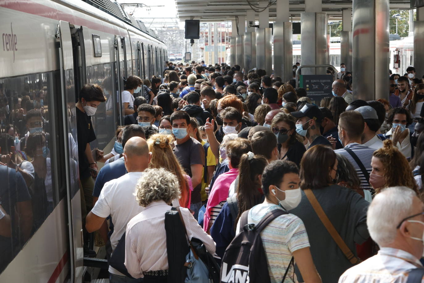 Fotos: La huelga de maquinistas de Renfe provoca cancelaciones en plena hora punta