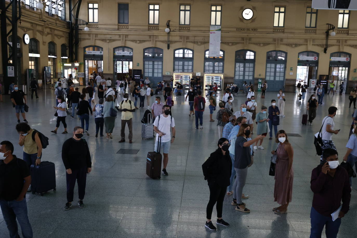 Fotos: El segundo día de huelga en Renfe deja nuevos retrasos y cancelaciones de trenes de Cercanías