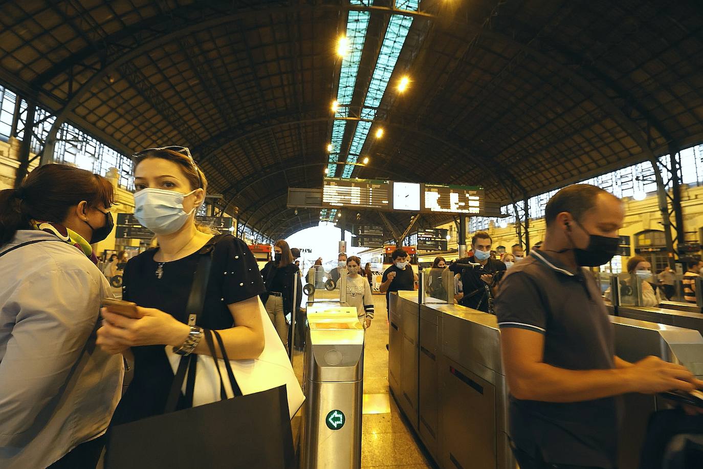 Fotos: El segundo día de huelga en Renfe deja nuevos retrasos y cancelaciones de trenes de Cercanías