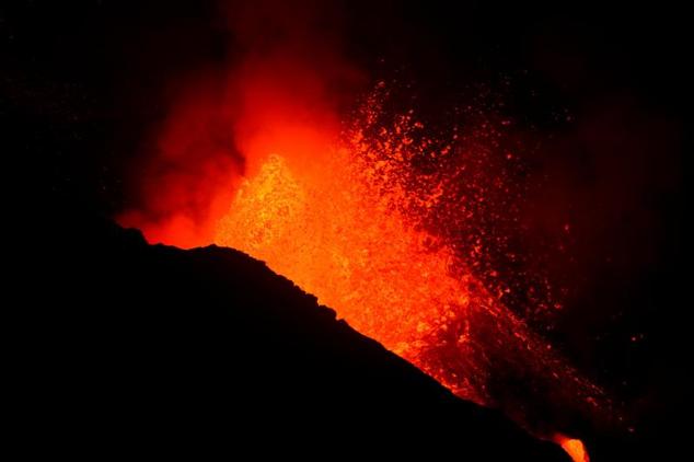 Ya hay registros que confirman que los gases liberados por la entrada del magma en el agua han empeorado la calidad del aire en el Valle de Aridane.