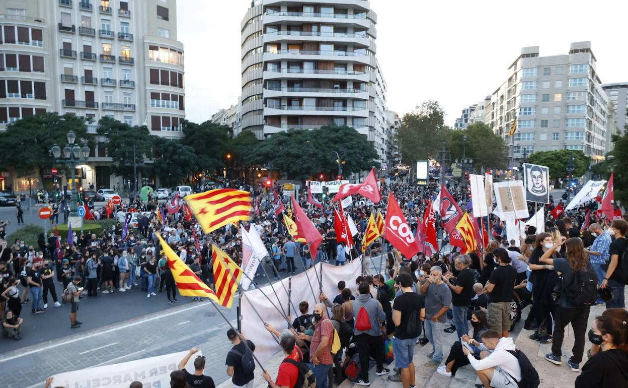 Imagen de una manifestación en Valencia este 9 d'Octubre.