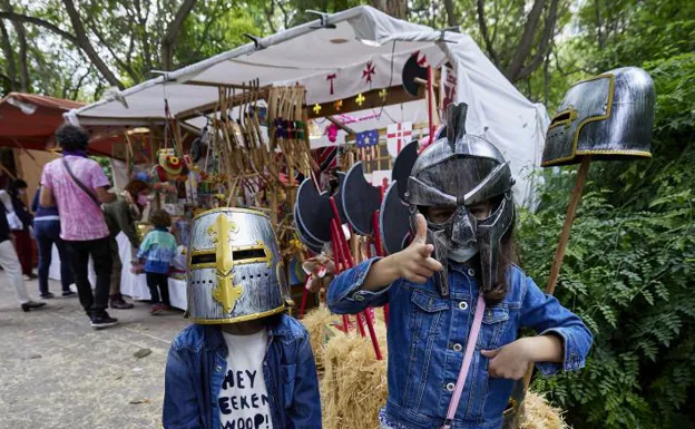 El mercado medieval quiere mantenerse en el Jardín del Turia