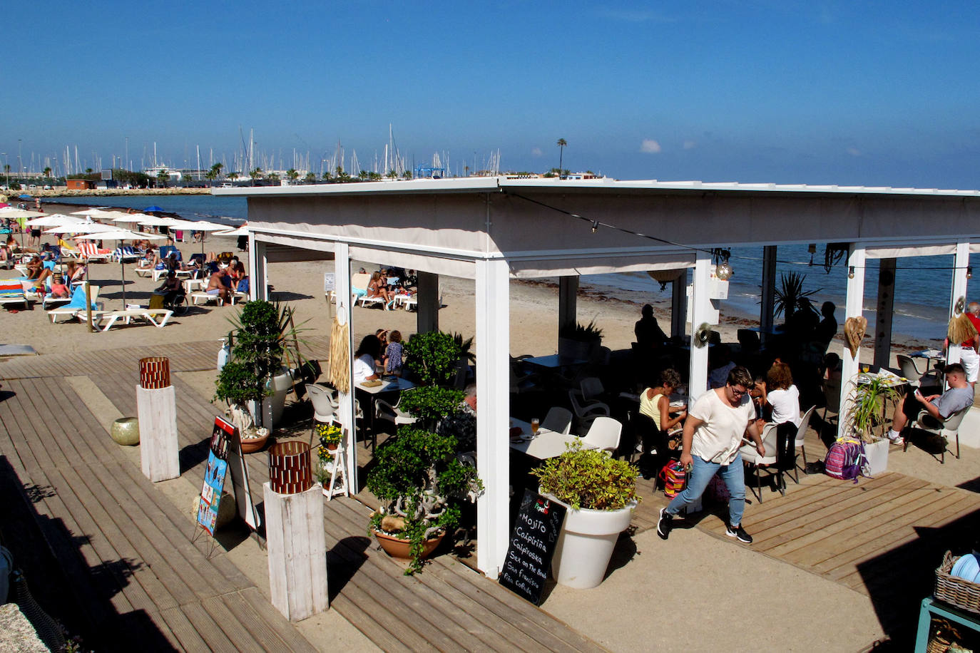 Fotos: Así están las playas de Dénia el 12 de octubre, Día de la Fiesta  Nacional | Las Provincias