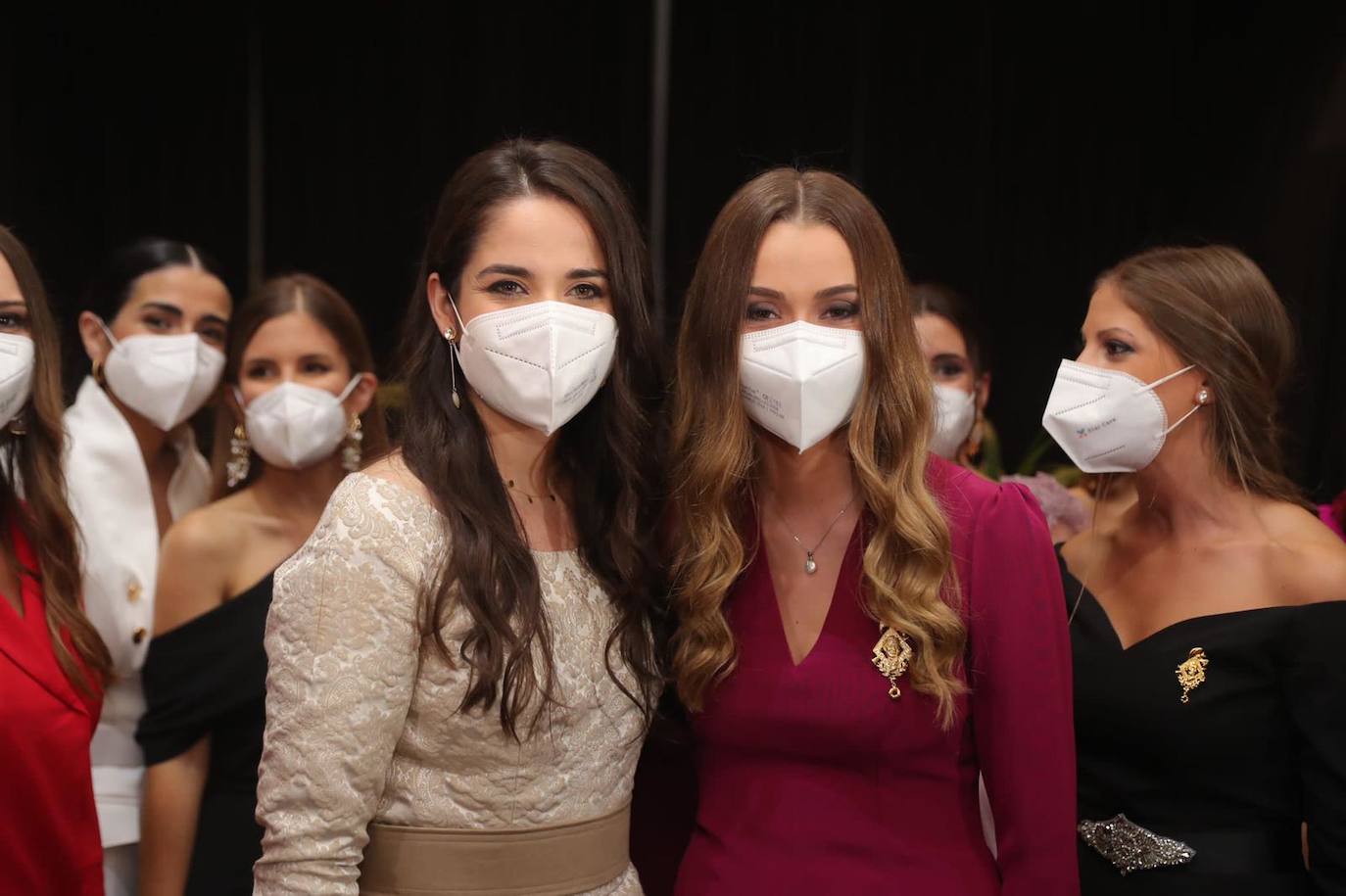 La joven Carmen Martín Carbonell, de la Falla Poeta Alberola-Totana, y la niña Nerea López Mestre de Falla Ingeniero José Sirera-Pío IX, son las nuevas Fallera Mayor y Fallera Mayor Infantil de València del año 2022, según ha anunciado el alcalde, Joan Ribó en el acto de #LaTelefonada2022. 