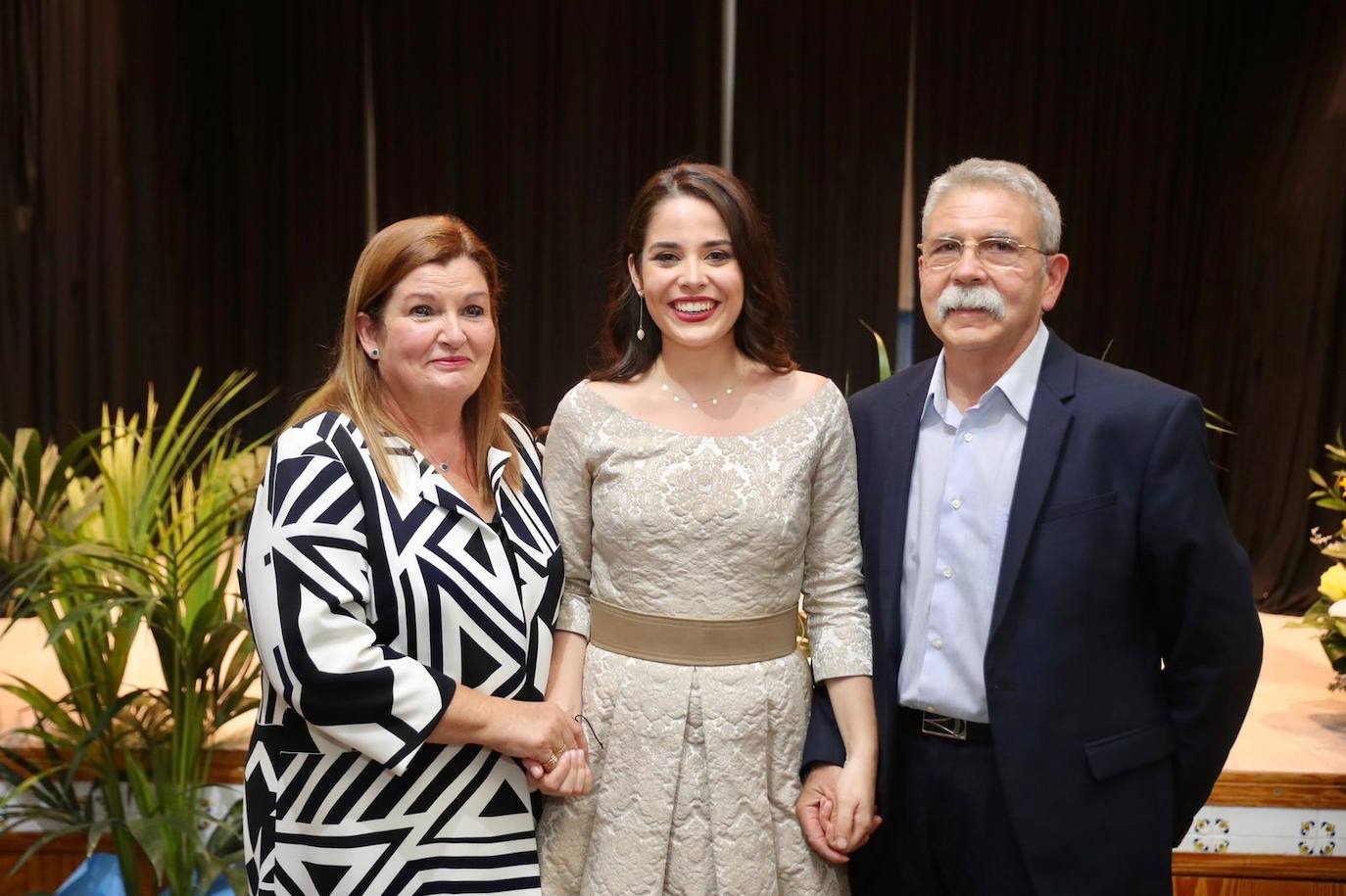 La joven Carmen Martín Carbonell, de la Falla Poeta Alberola-Totana, y la niña Nerea López Mestre de Falla Ingeniero José Sirera-Pío IX, son las nuevas Fallera Mayor y Fallera Mayor Infantil de València del año 2022, según ha anunciado el alcalde, Joan Ribó en el acto de #LaTelefonada2022. 