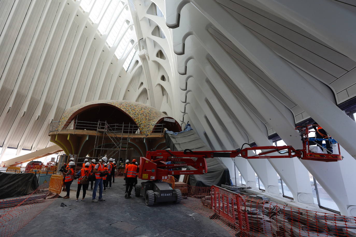 Las obras del futuro centro cultural, que abrirá la primera quincena de julio de 2022, ya han superado el 50% de la ejecución. 