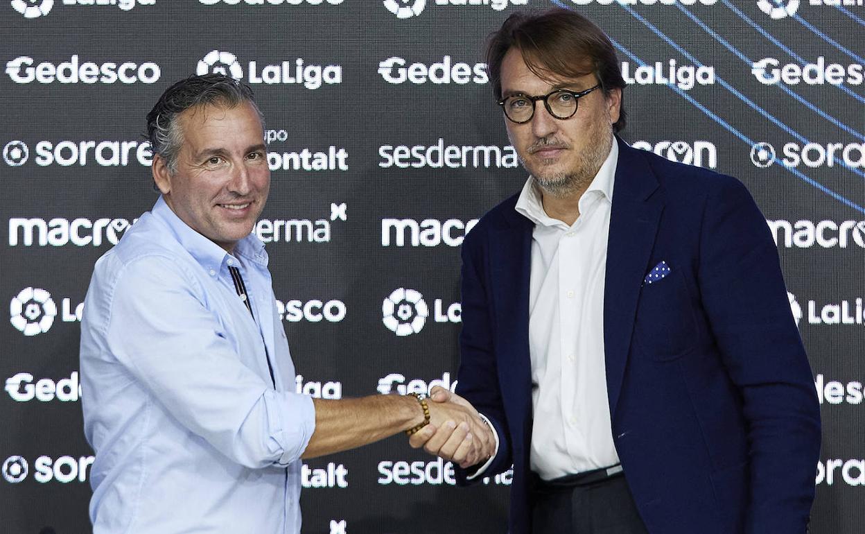 Javier Pereira y Quico Catalán, durante la presentación oficial en el Ciutat de València.