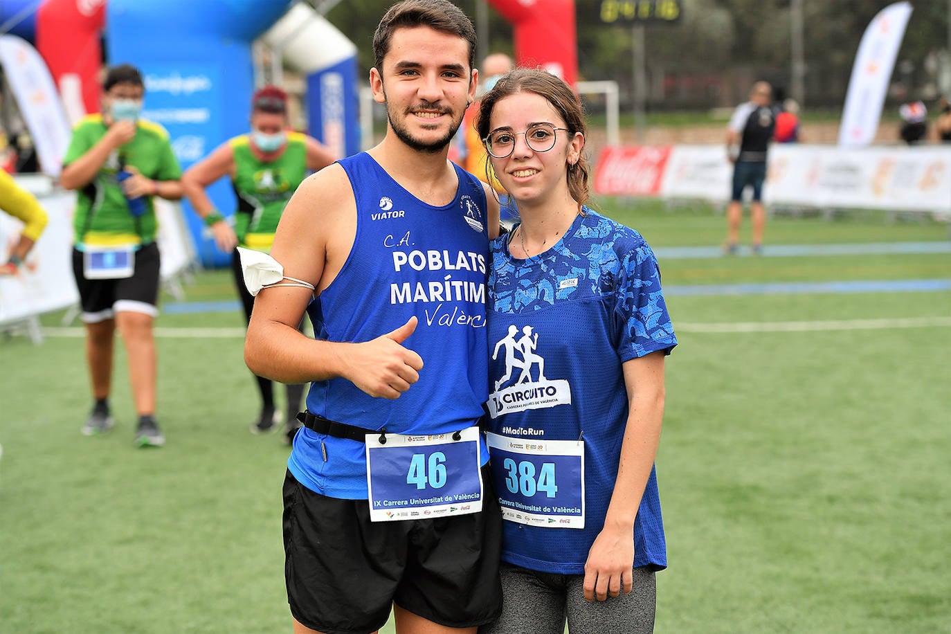 Este domingo, 1.500 corredores se han lanzado a las calles de Valencia para disputar la prueba de la Carrera Universitat de València, que alcanza en 2021 su novena edición. Los participantes han recorrido 5. 570 metros. 