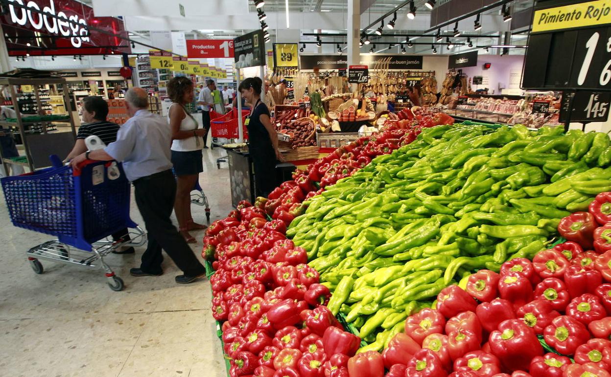 Venta de productos en un hipermercado. 