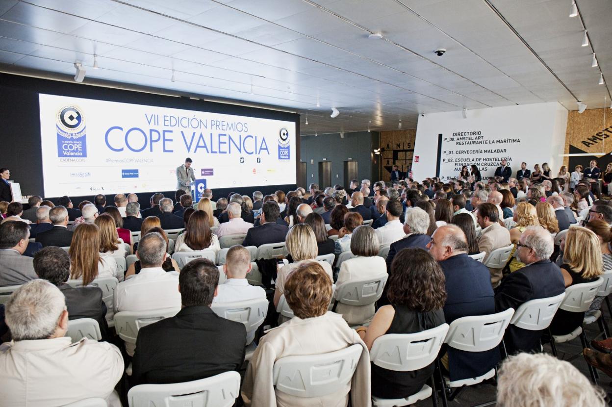 Los X Premios Cope reconocen la labor social