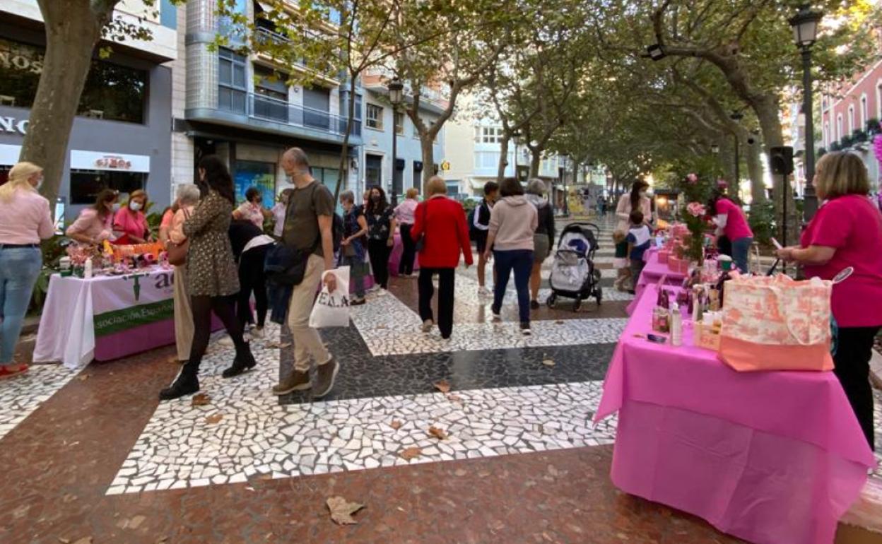 La Farmacia del Paseo se vuelca con la investigación y recauda fondos para luchar contra el cáncer