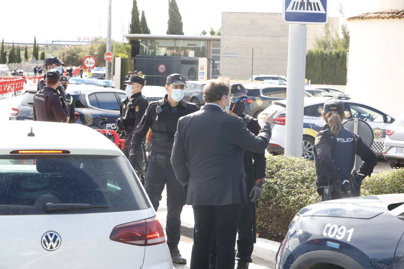 Fotos: Tiroteo en el cementerio de Torrent