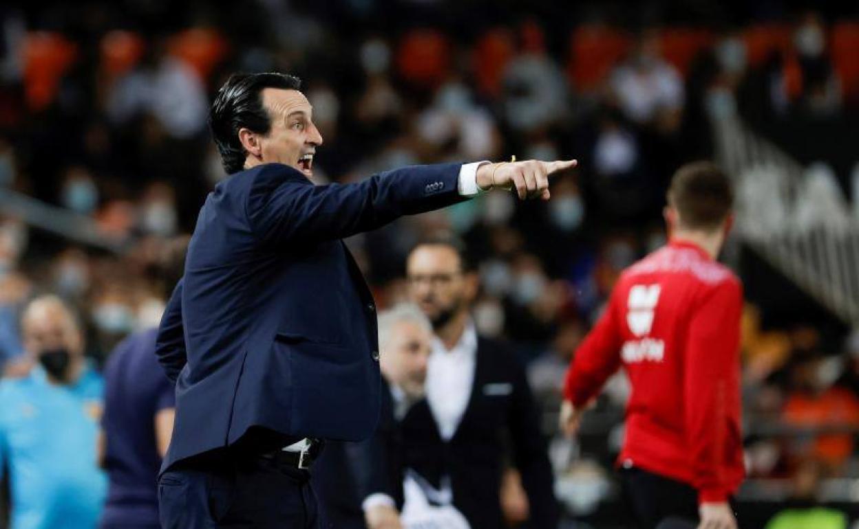 Emery en su partido en Mestalla