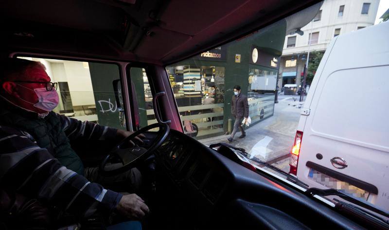 Fotos: Vendedores y transportistas denuncian los problemas de movilidad en el Mercado Central