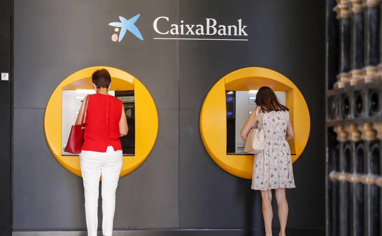 Comisiones cuentas Caixabank  Aviso importante de Caixabank a sus
