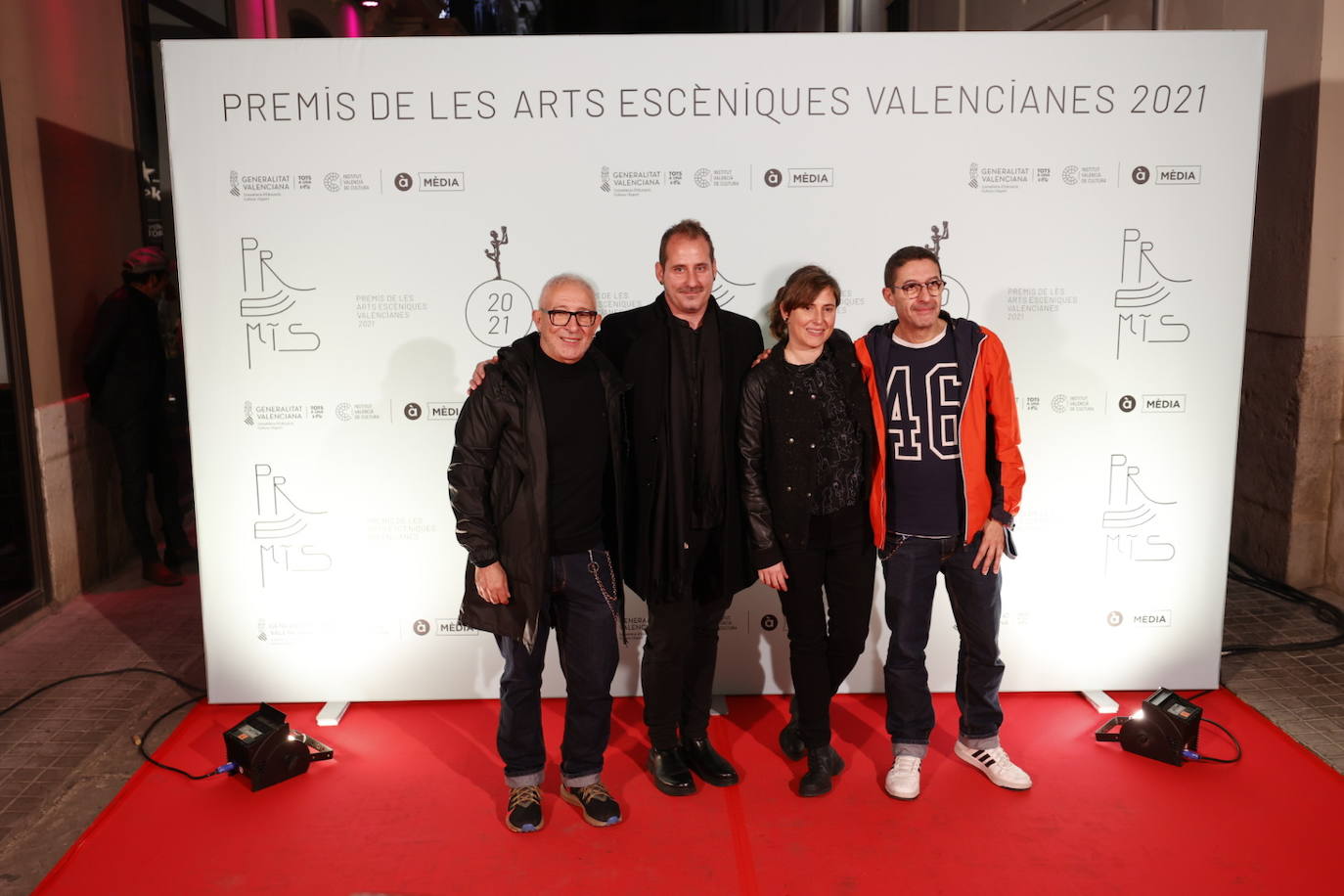 El Teatro Principal de Valencia ha acogido la celebración de la gran noche de las artes escénicas. Premiados e invitados han acudido al evento, en el que se respiraba ilusión por su vuelta tras la pandemia.