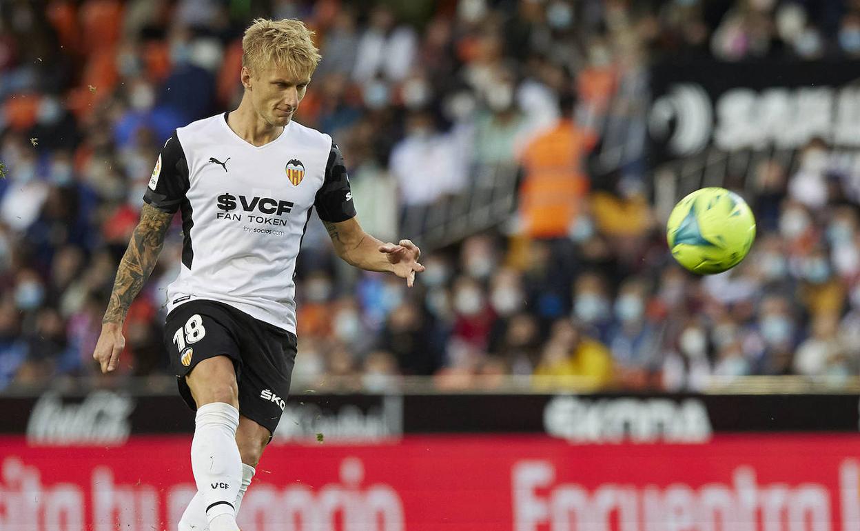 Daniel Wass, durante el partido ante el Villarreal esta temporada