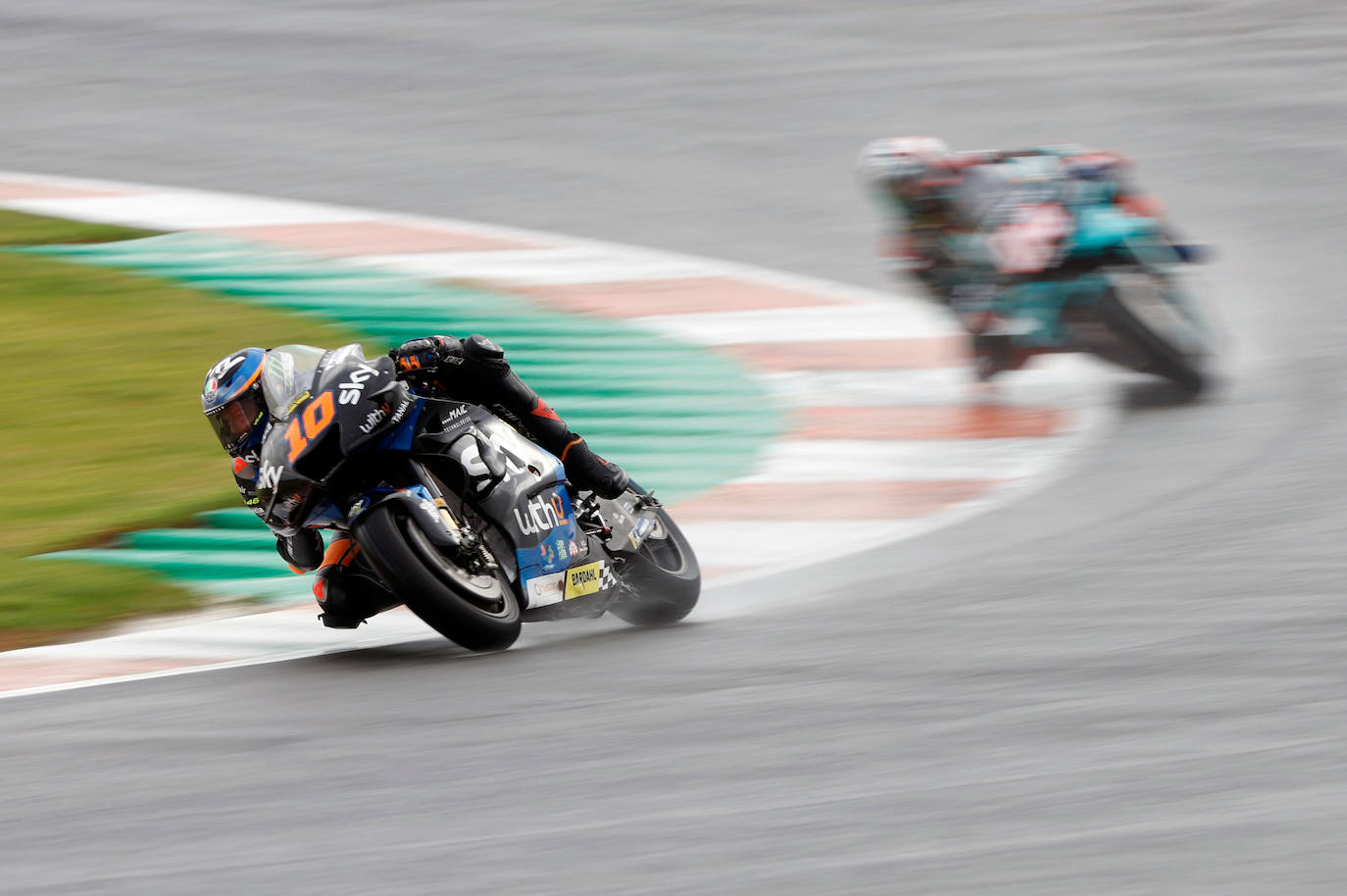 Fotos: Entrenamientos libres del Gran Premio de la Comunitat de motociclismo 2021