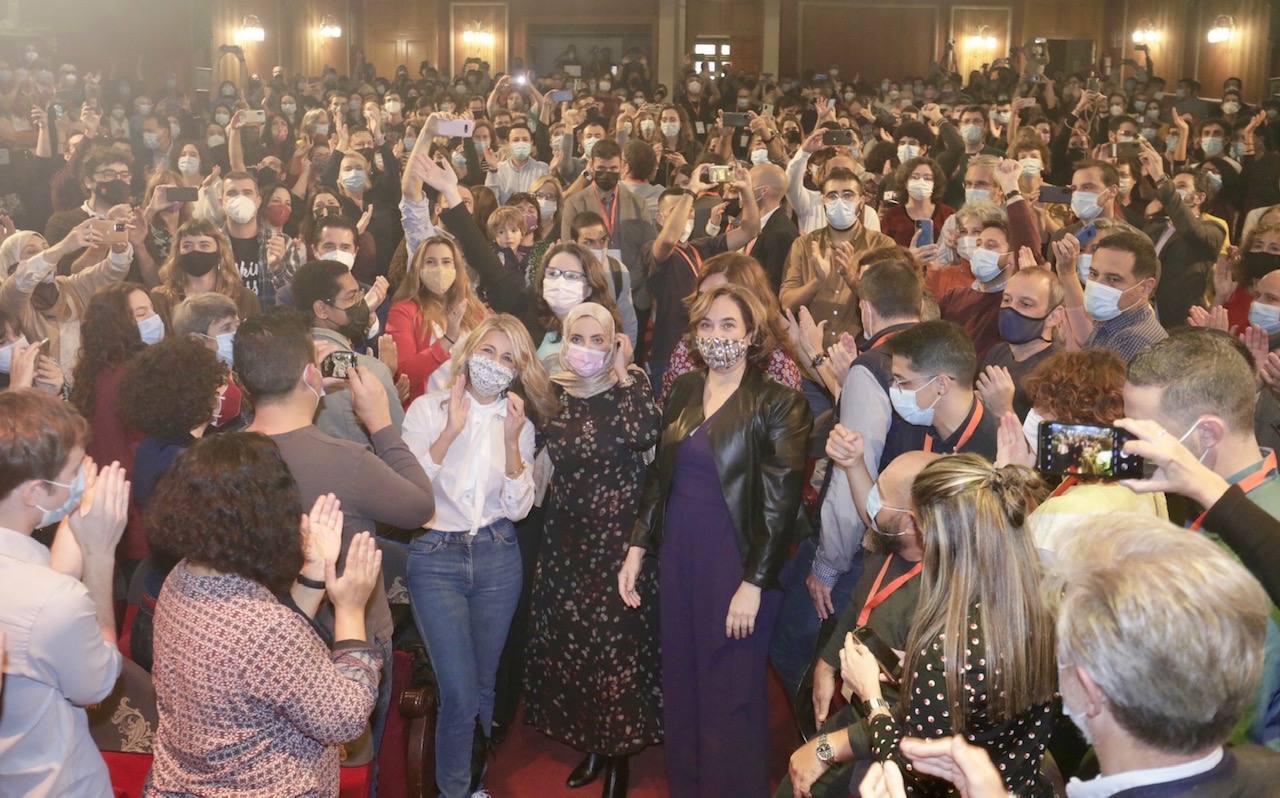 Fotos: Acto en Valencia de Yolanda Díaz, Mónica Oltra y Ada Colau