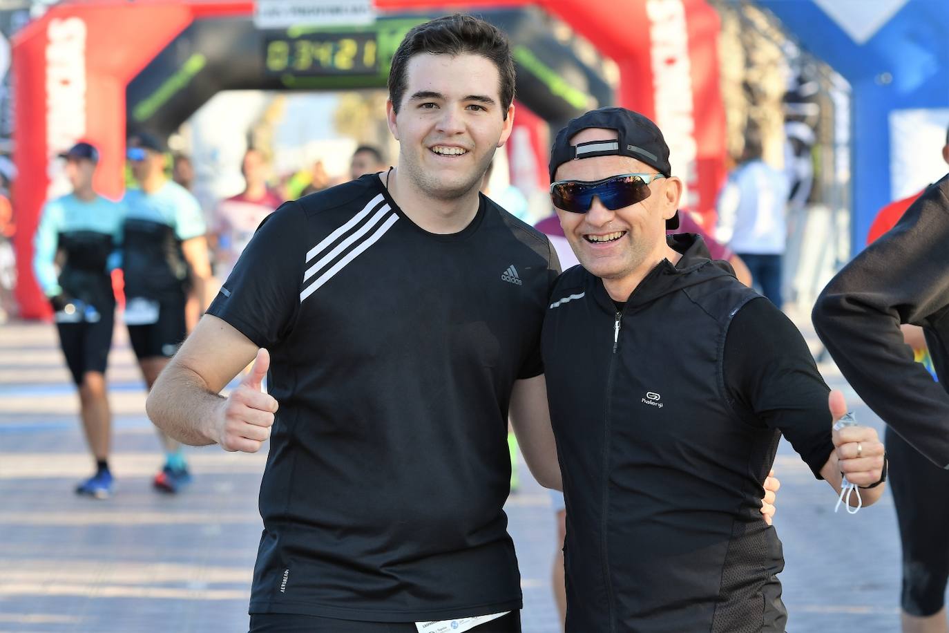 Fotos: Búscate en la meta de la 15K Valencia Abierta al mar (2)