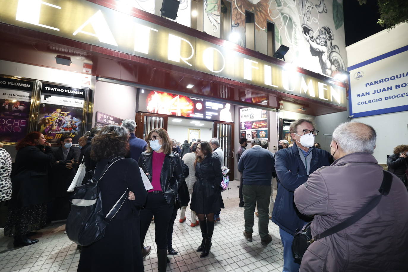 Las empresas de artes escénicas valencianas se visten de gala este lunes por la noche. El Teatro Flumen ha acogido la entrega de los galardones que cada año otorga l'Associació d'Empreses d'Arts Escèniques del País Valencià. 