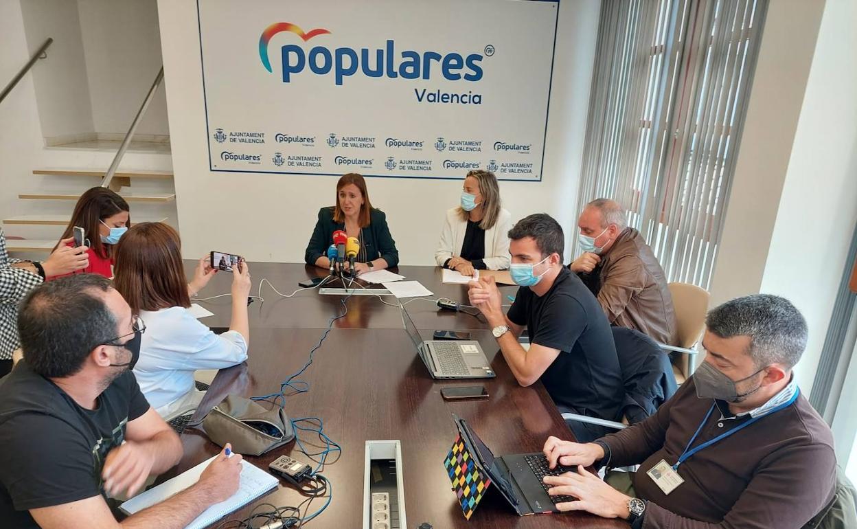 La portavoz del PP, María José Catalá, en la comparecencia de esta mañana. 