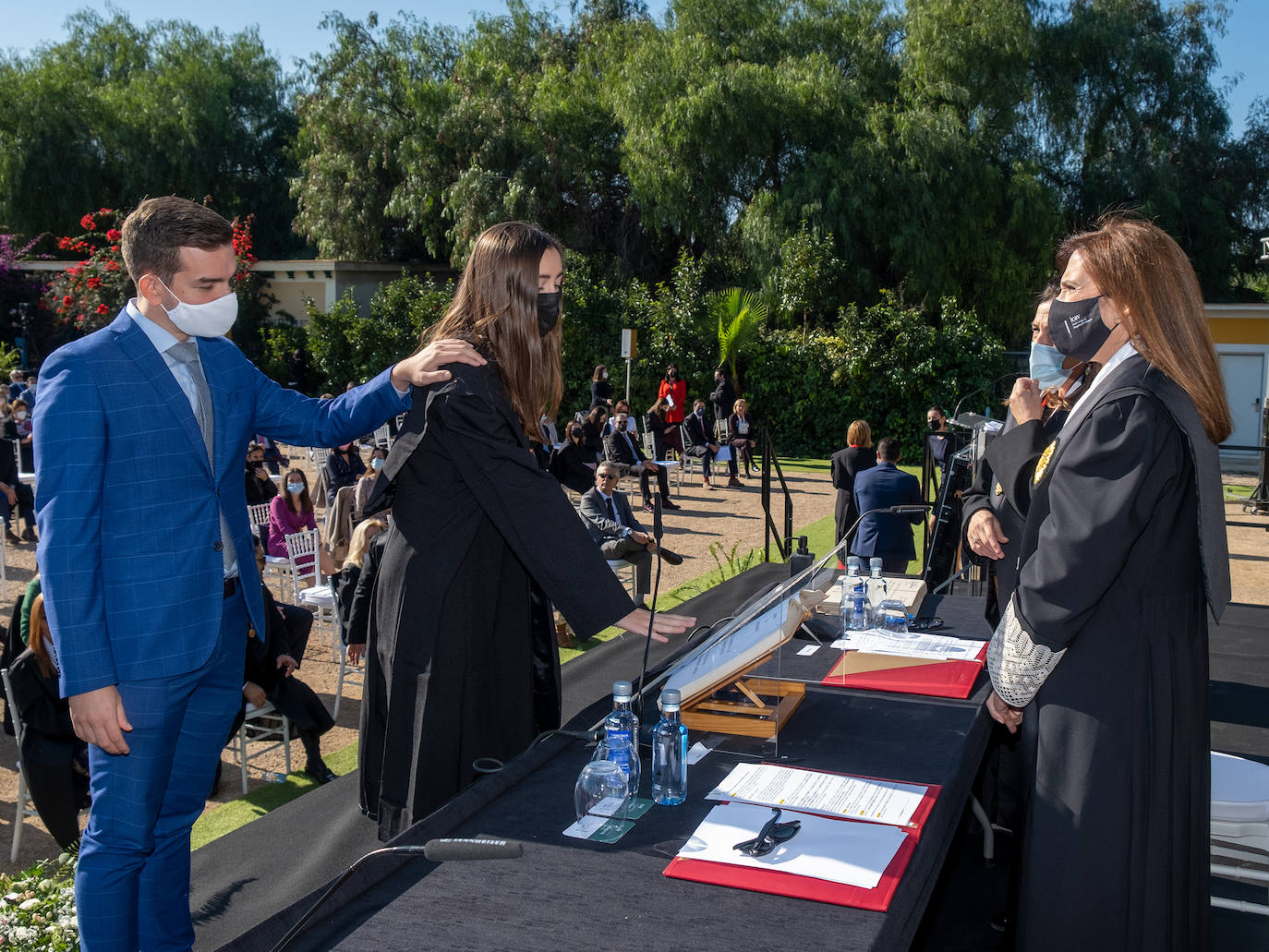 Este sábado fue una jornada de celebración en la Masia Xamandreu con la jura de nuevos letrados y con el acto de homenaje de los 25 años de colegiación del Ilustre Colegio de Abogados de Valencia (ICAV).