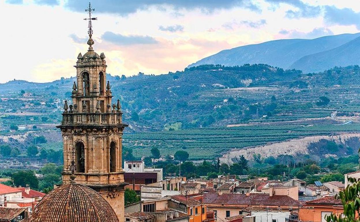 Vista general de la capital del Comtat. 