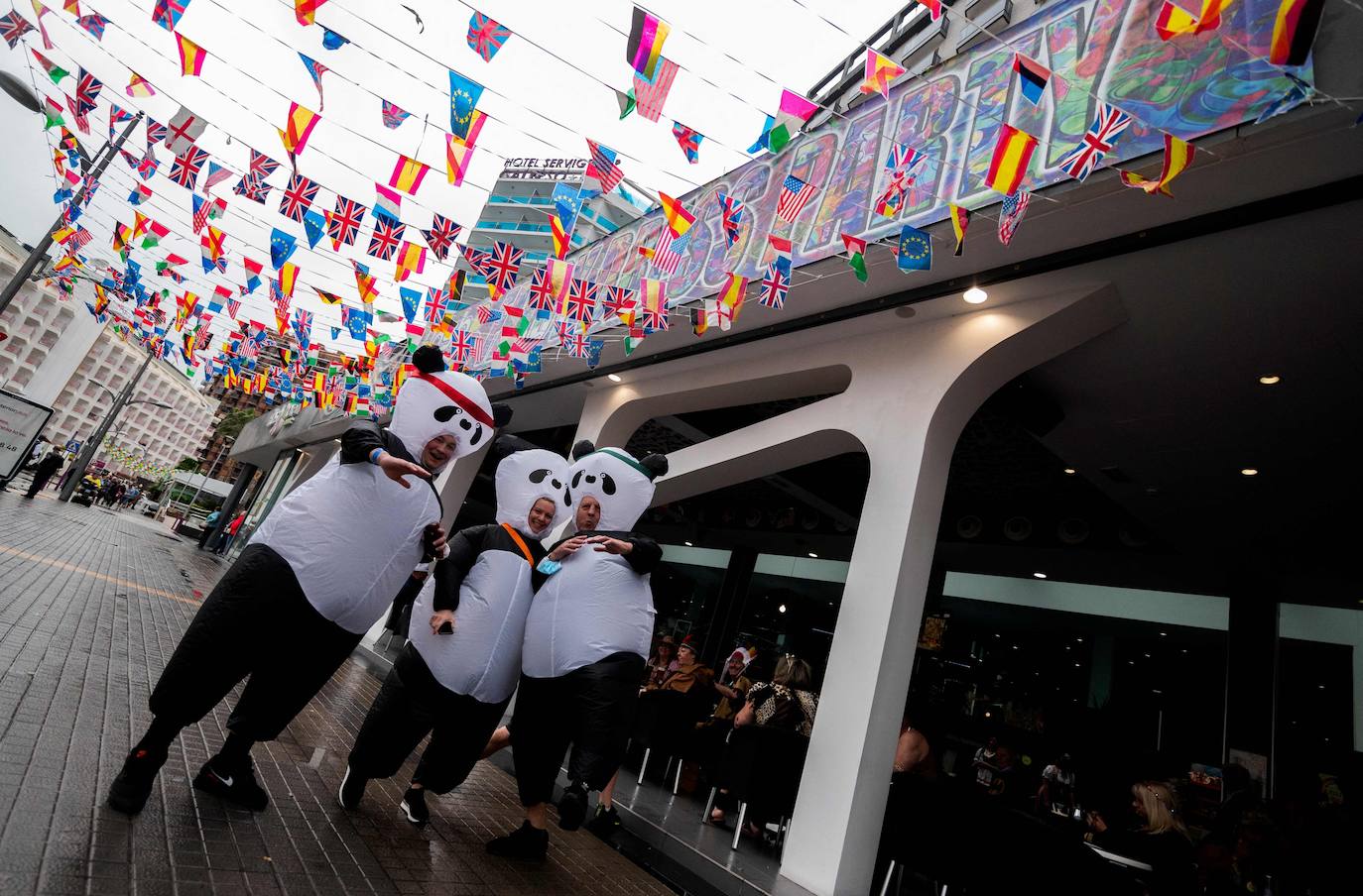 Fotos de Benidorm: Las ganas de fiesta vuelven a Benidorm