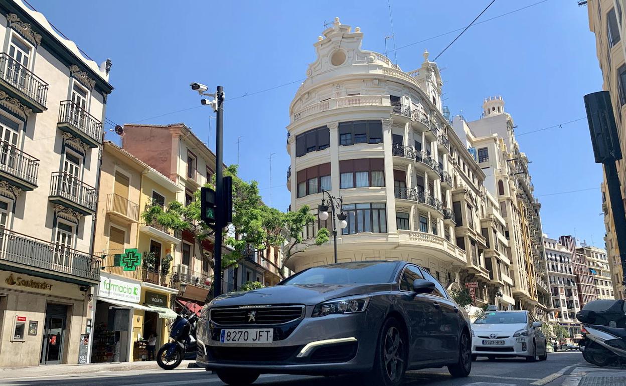 Cámaras de Ciutat Vella en la avenida María Cristina.