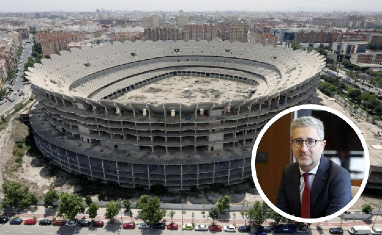 El nuevo Mestalla y Arcadi España. 