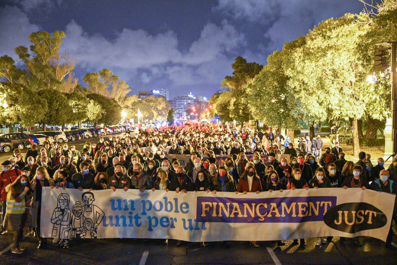 Fotos: Manifestación en Valencia contra la infrafinanciación de la Comunitat