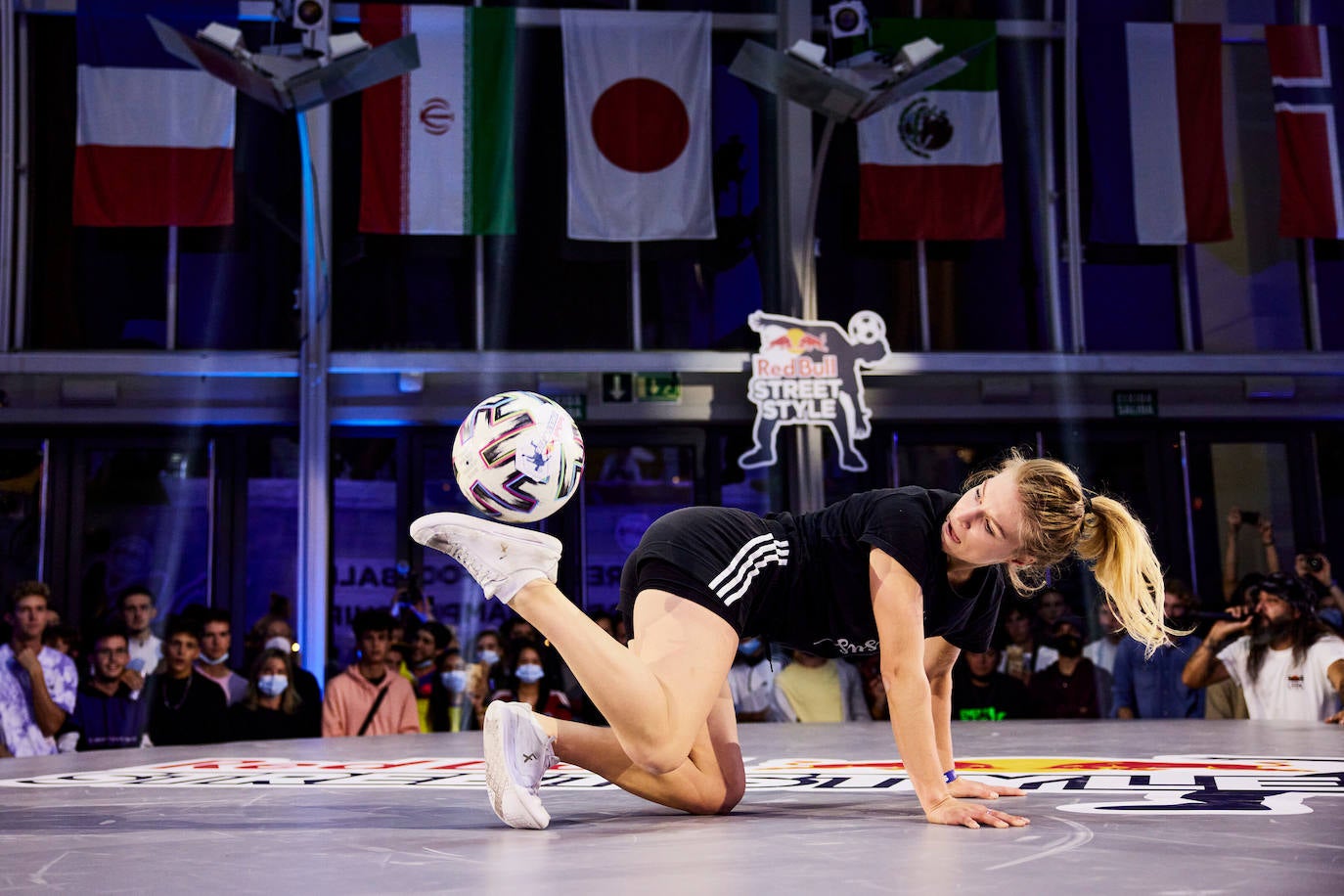 Fotos Red Bull Street Style: El fútbol freestyle corona a sus nuevos reyes en Valencia