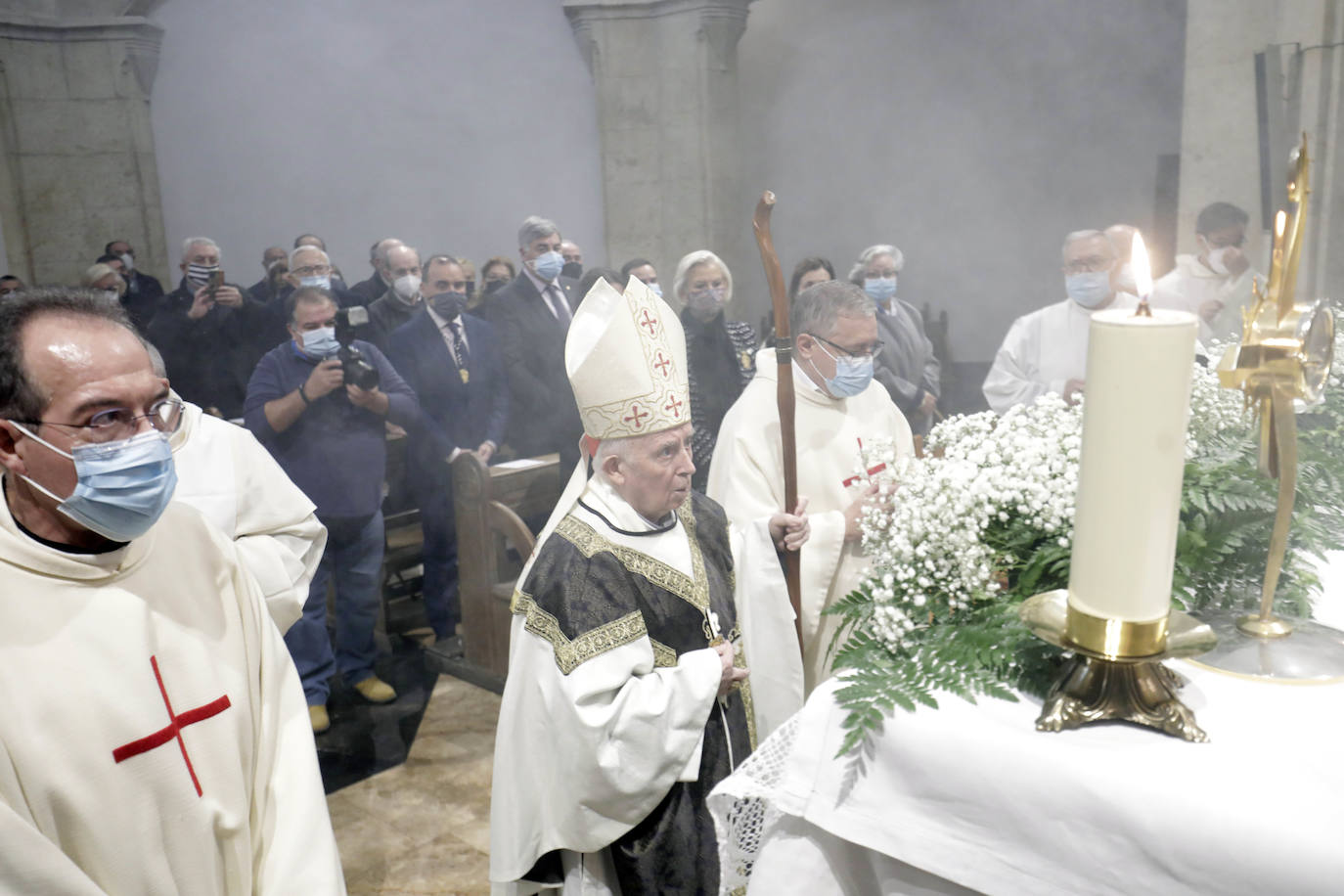 Los trabajos de rehabilitación conluyen y dejan a la luz aspectos desconocidos del templo vicentino