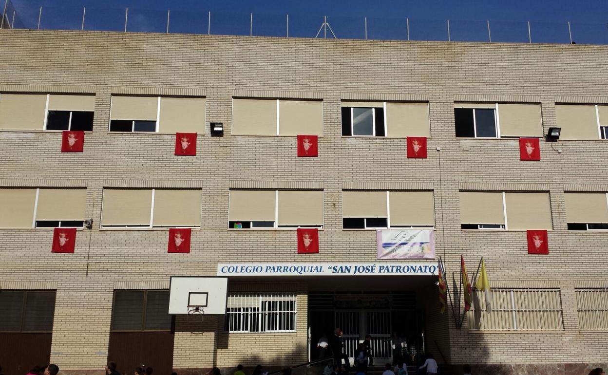 Imagen exterior del colegio Patronato San José de Tavernes. 