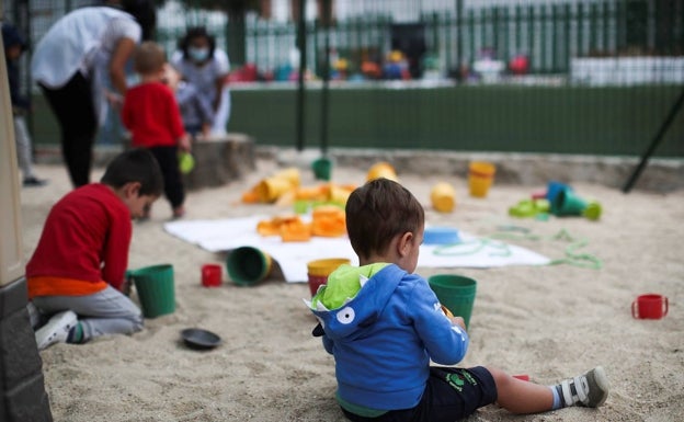 La creación masiva de plazas públicas de guarderías, recurrida ante la Unión Europea