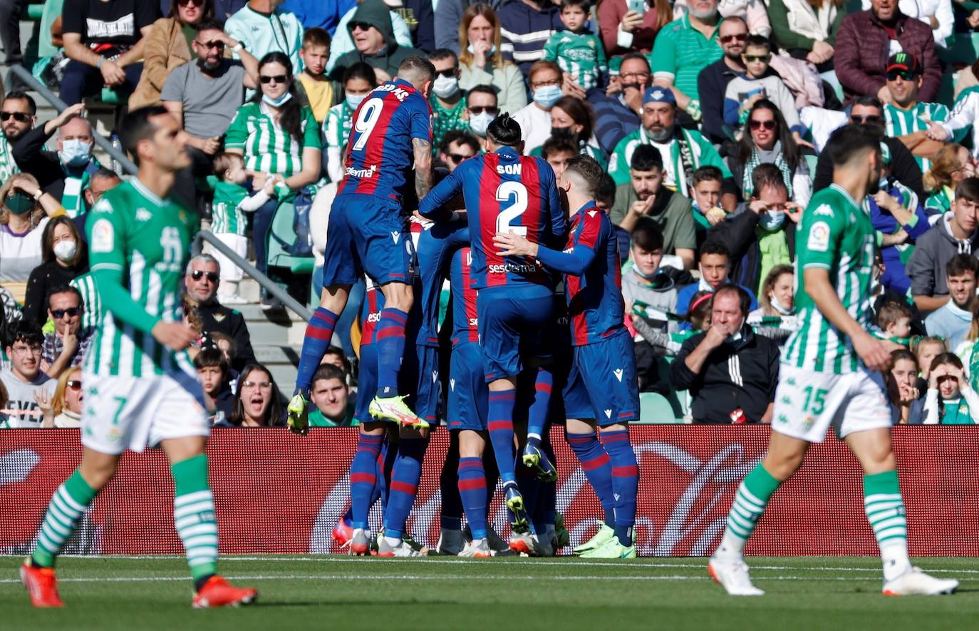 Fotos: Las mejores imágenes del Real Betis-Levante UD