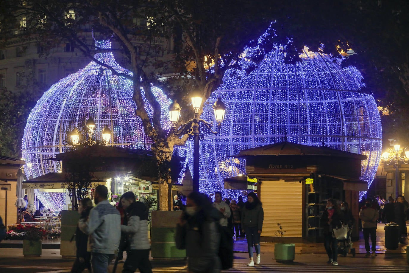 Fotos: Valencia enciende la iluminación navideña 2021