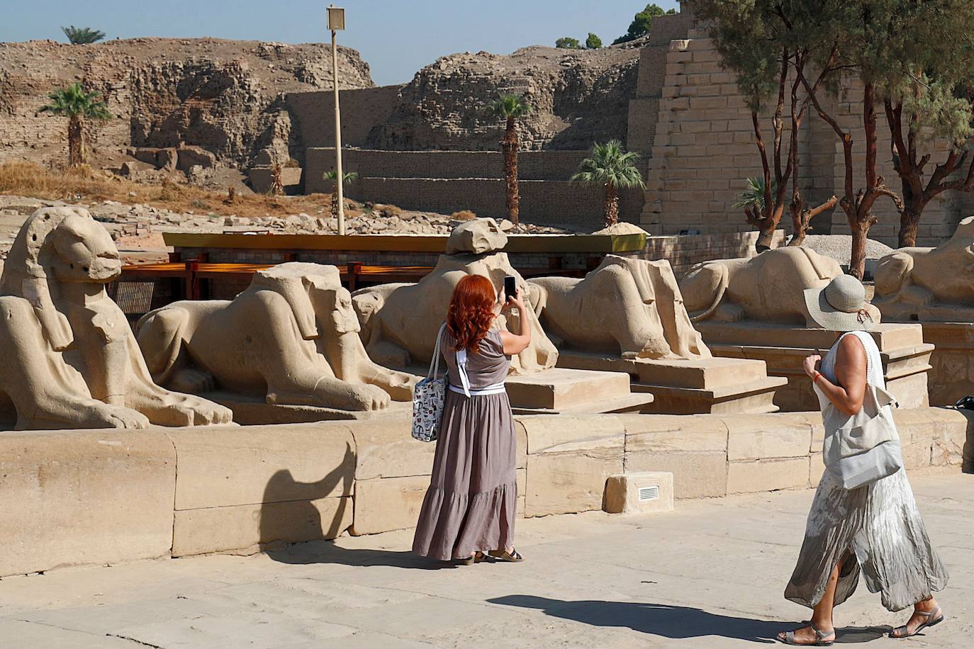 Fotos: Egipto devela el paseo de los carneros en Karnak