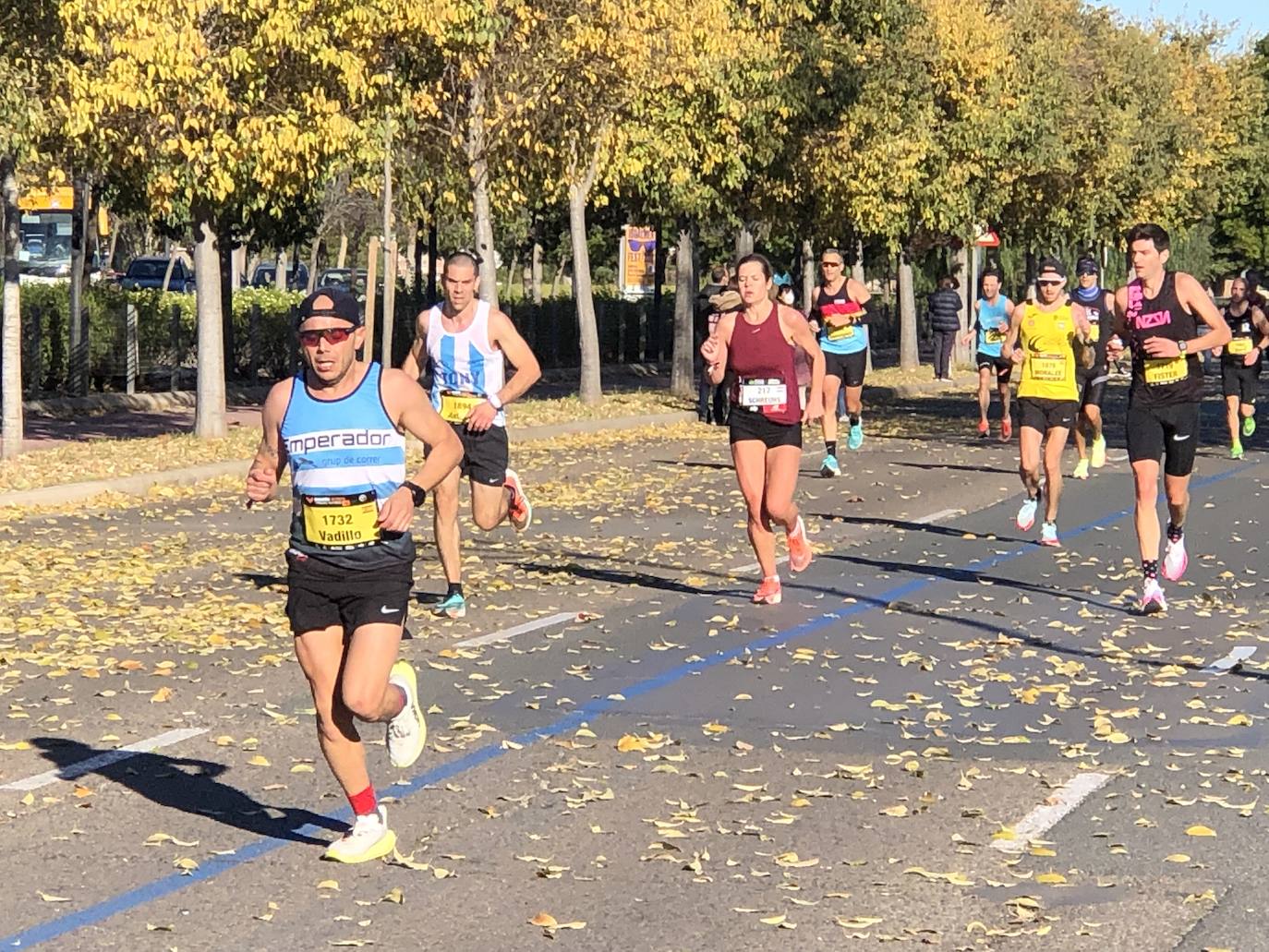 Tras pasar por el centro de la ciudad los participantes llegaban al entorno del Bioparc para comenzar el último tramo de la carrera.