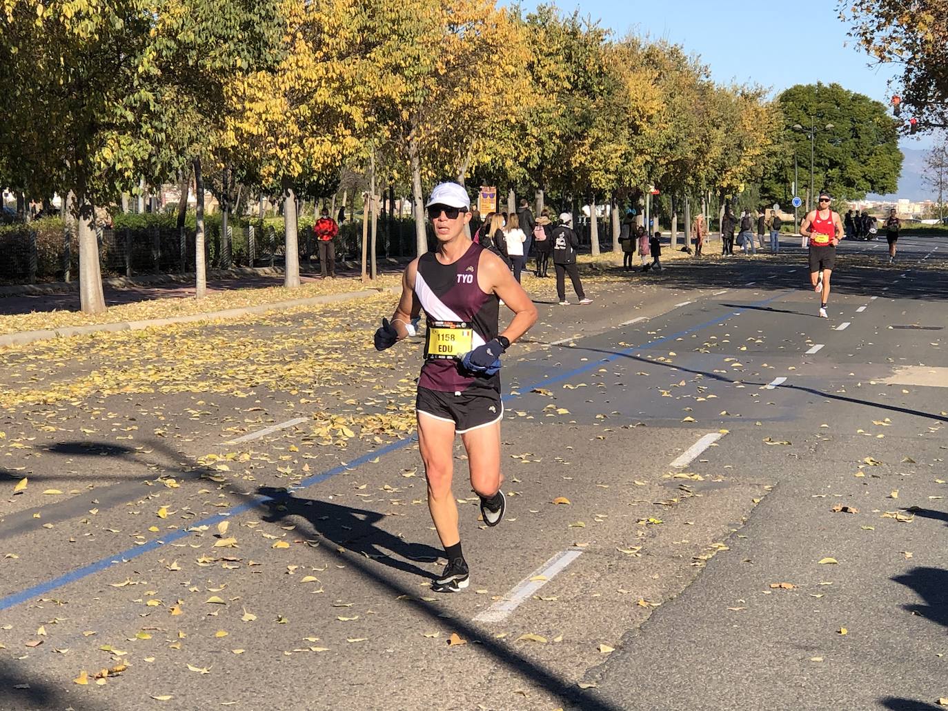 Los corredores encaran el último tramo del recorrido.