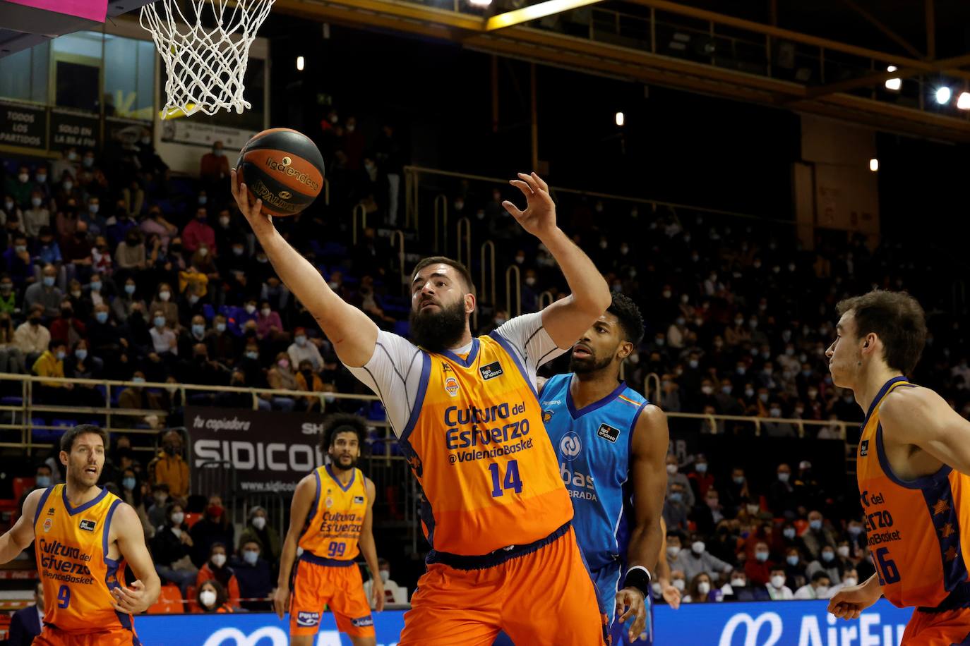 Aplazado el Valencia Basket-Monbus Obradoiro por el brote de Covid en el equipo taronja