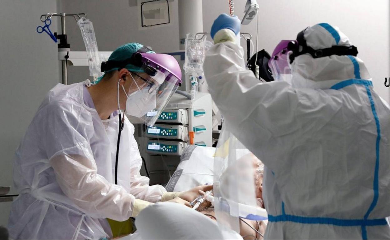 Atención hospitalaria en Valencia durante la pandemia del coronavirus.