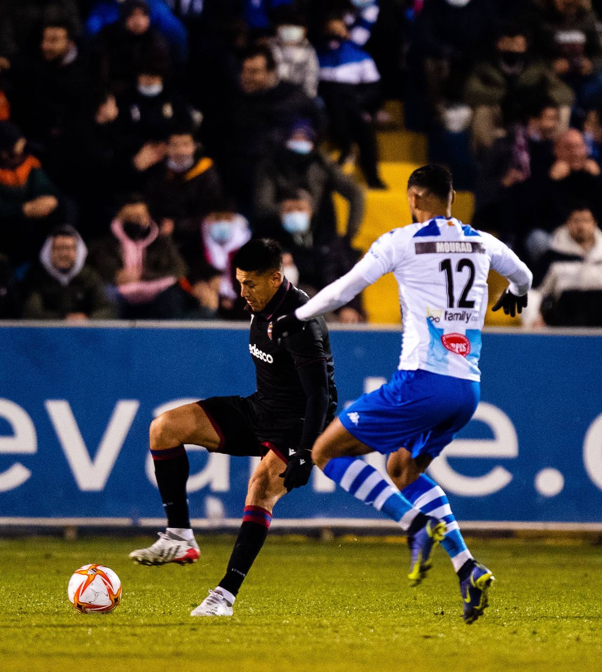 Fotos: Las mejores imágenes del CD Alcoyano-Levante UD