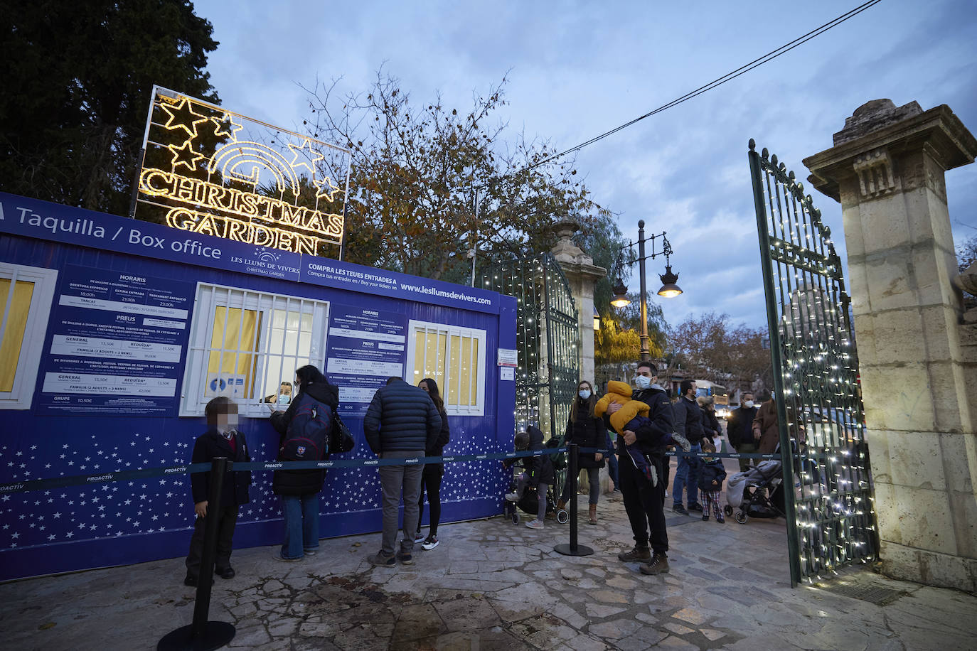 Fotos: Un vistazo al jardín de luces de Viveros en Valencia